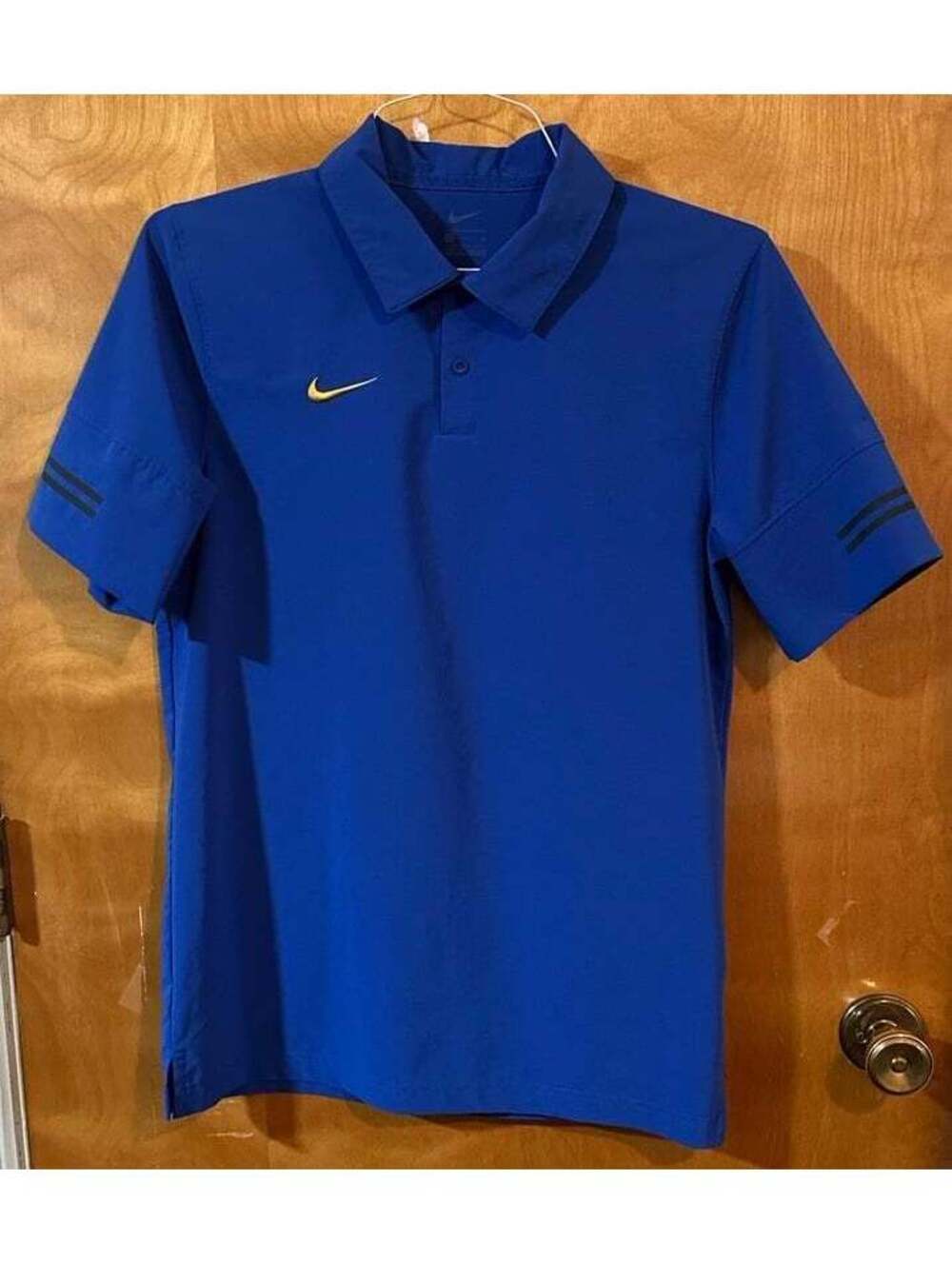 Nike thin blue with gold check shirt size small